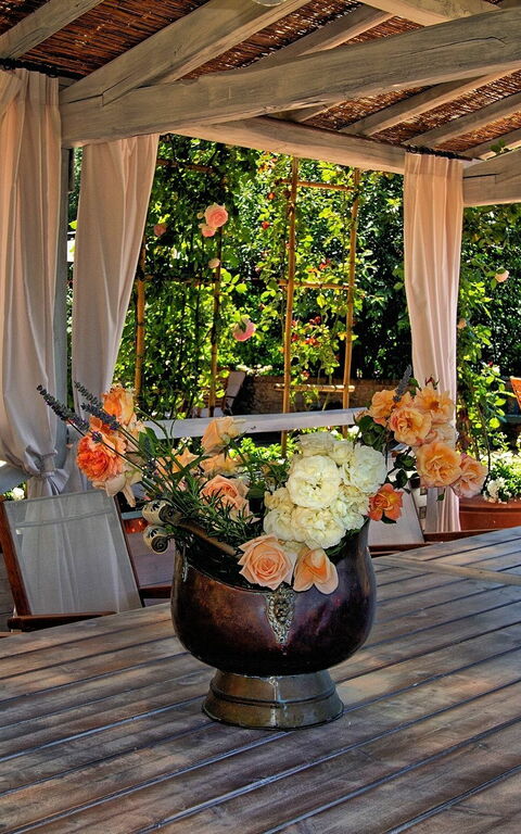 Villa Petrognano: Ansichten, Draussen, Schwimmbad