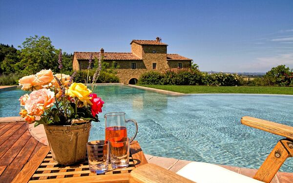 Villa Petrognano: Schwimmbad