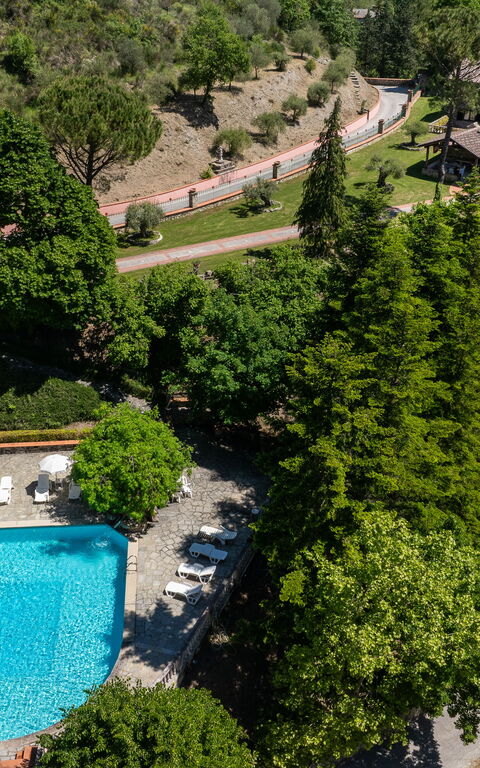 Villa Contessa: Ansichten, Schwimmbad