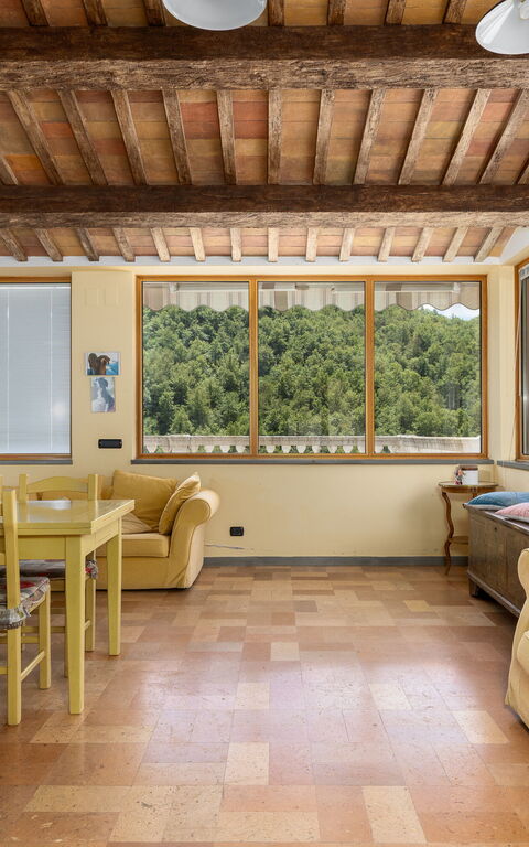 Villa Contessa: Esszimmer, Wohnzimmer