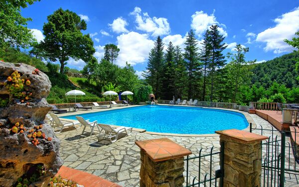 Villa Contessa: Schwimmbad