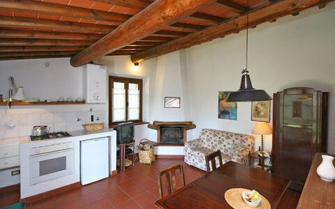 Unterkunft La Selva 1: Küche, Wohnzimmer