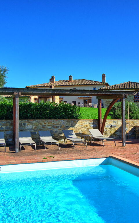 Fornacino: Außen, Draussen, Schwimmbad