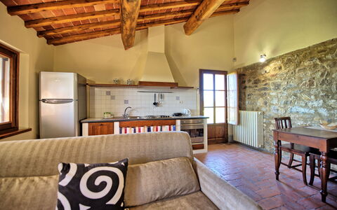 Unterkunft Fornacino 6: Küche, Wohnzimmer