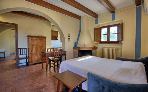 Unterkunft Fornacino 4: Esszimmer, Küche, Wohnzimmer