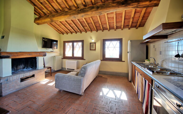 Unterkunft Fornacino 6: Küche, Wohnzimmer