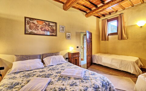 Unterkunft Orietta 2: Schlafzimmer