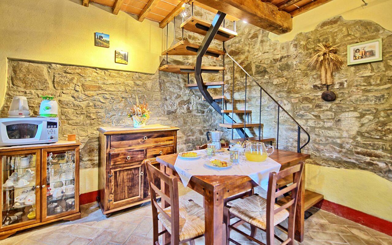 Unterkunft Orietta 3: Küche, Wohnzimmer