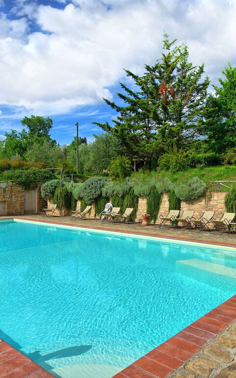 Le Fonti: Schwimmbad