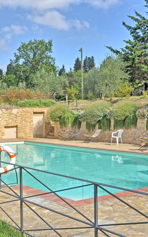 Le Fonti: Schwimmbad