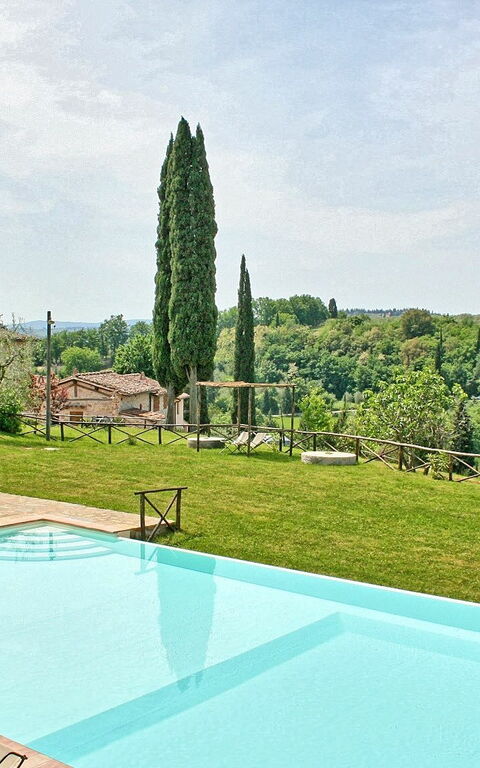 Le Fonti: Schwimmbad