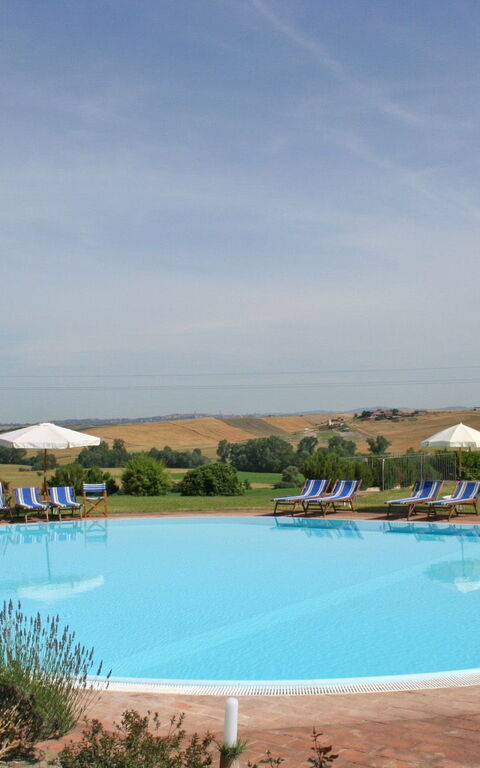 San Donnino: Schwimmbad