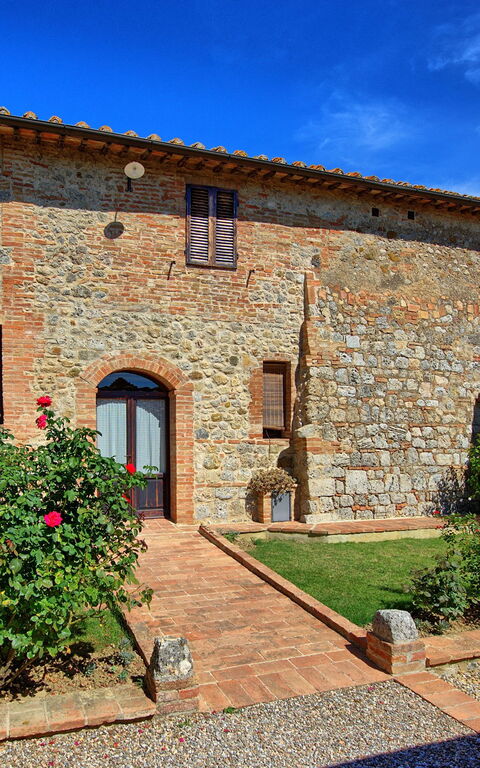 San Donnino: Draussen, Garten