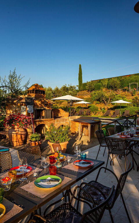 Villa Amadeo: Ansichten, Außen, Balkon / Terrasse / Patio, Draussen