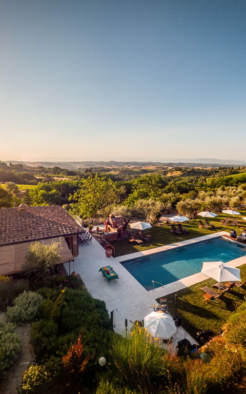 Villa Amadeo: Ansichten, Außen, Draussen, Garten, Schwimmbad