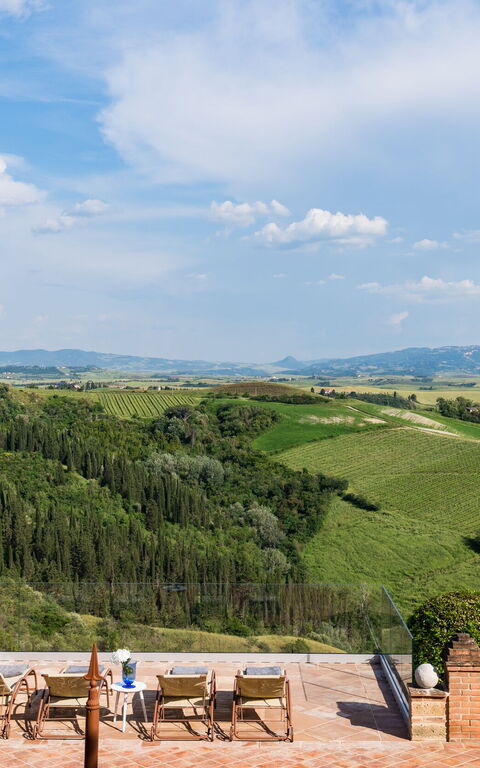 Villa Angelica: Ansichten, Außen, Draussen