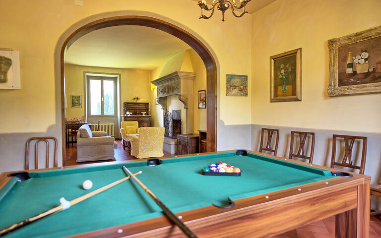 Villa Lo Scoiattolo: Wohnzimmer