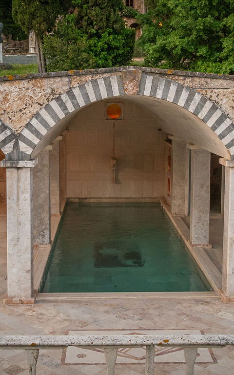 Le Querciolaie with Geothermal Pool: Außen, Draussen, Schwimmbad