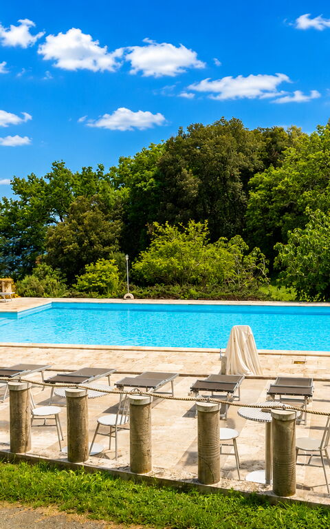 Le Querciolaie with Geothermal Pool: Außen, Draussen, Schwimmbad