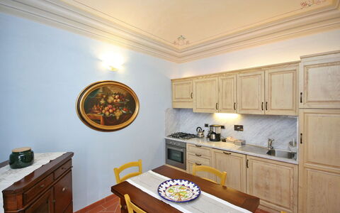 Unterkunft Dante 2: Esszimmer, Küche, Wohnzimmer