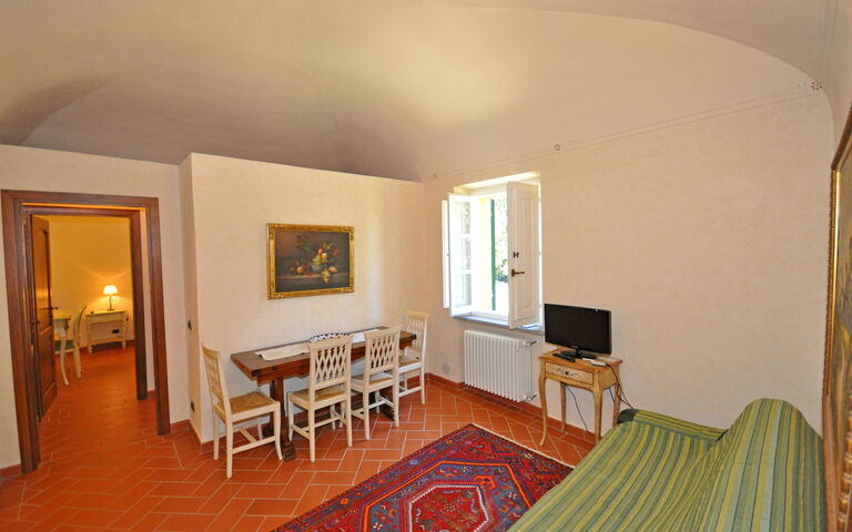 Unterkunft Dante 3: Esszimmer, Küche, Wohnzimmer