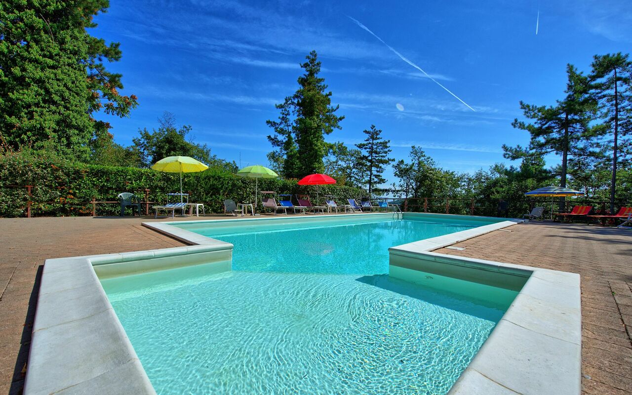 Villa Lorenzo: Schwimmbad