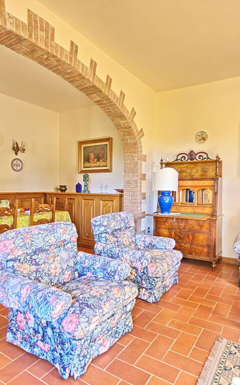 Casale Ambra: Esszimmer, Wohnzimmer