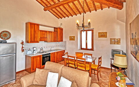 Unterkunft Vittoriana 4: Esszimmer, Küche, Wohnzimmer