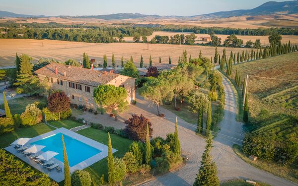 Villa Cassia: Ansichten, Schwimmbad