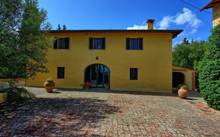 San Carlo: Außen