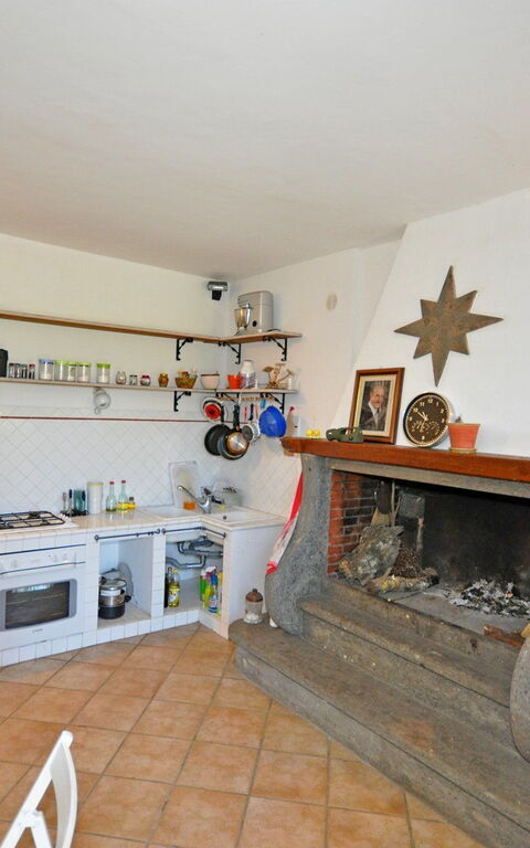 Ginestrella: Esszimmer, Küche, Wohnzimmer