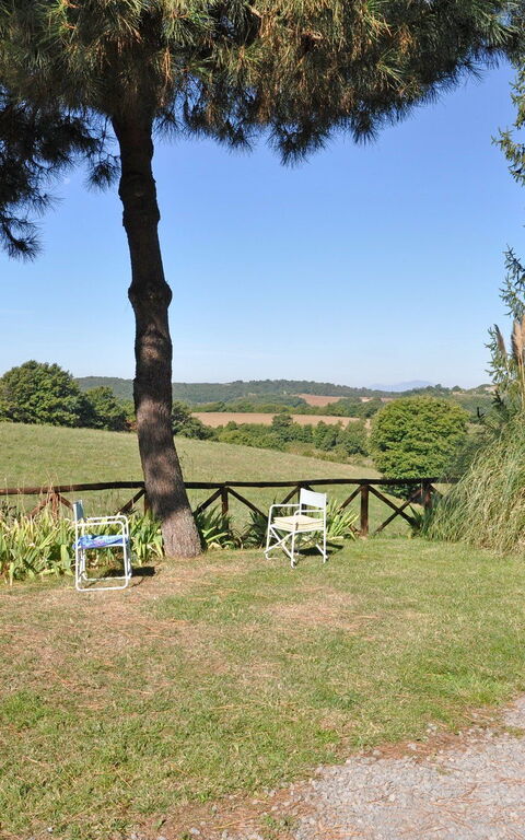 Ginestrella: Draussen, Garten