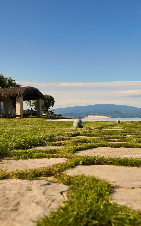 Villa Agazzi: Ansichten, Garten