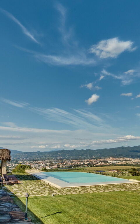 Villa Agazzi: Ansichten, Schwimmbad