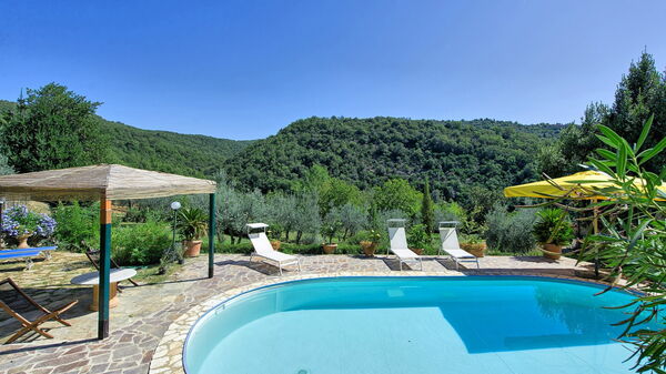 Bigiolo a Melazzano: Schwimmbad