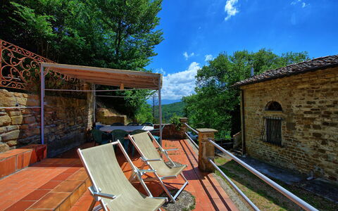 Unterkunft Rondini: Außen, Garten