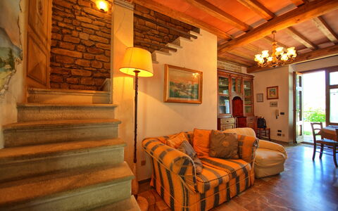 Unterkunft Chiesa: Esszimmer, Wohnzimmer