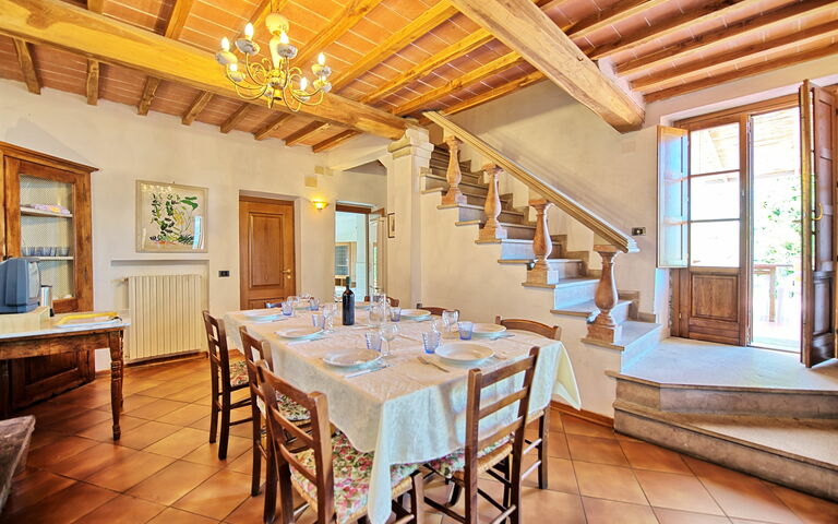 Unterkunft Fienile: Esszimmer, Küche, Wohnzimmer