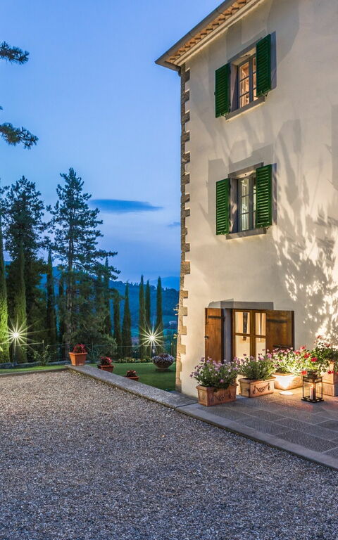 Palazzo Rosadi: Draussen