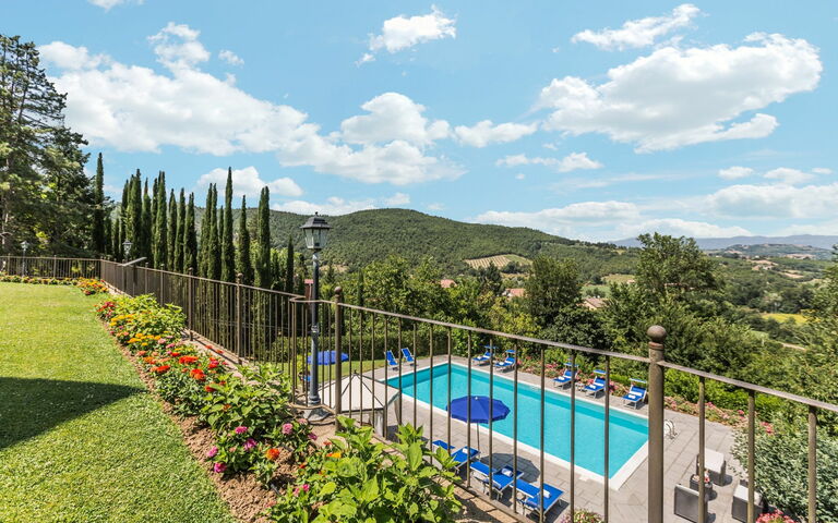 Palazzo Rosadi: Garten, Schwimmbad