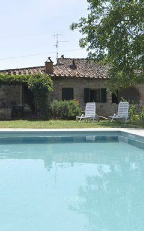 Scerfio: Draussen, Schwimmbad, Sommer