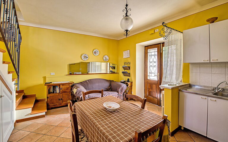 Il Palazzetto: Esszimmer, Küche, Wohnzimmer