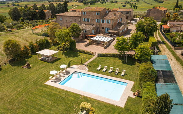 Villa Giare: Außen, Draussen, Schwimmbad