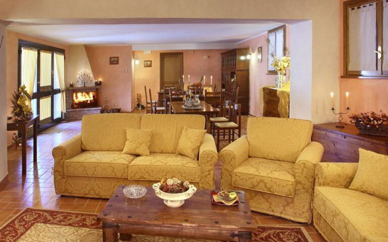 Villa Le Ferrette: Wohnzimmer