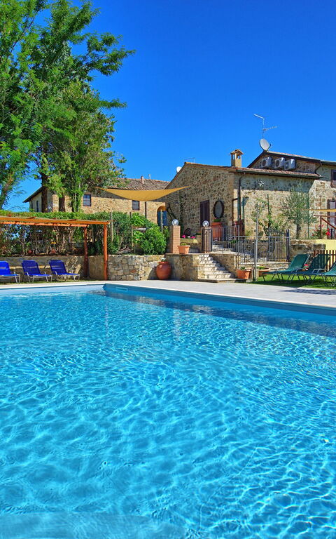 Cerretalta: Schwimmbad, Sommer