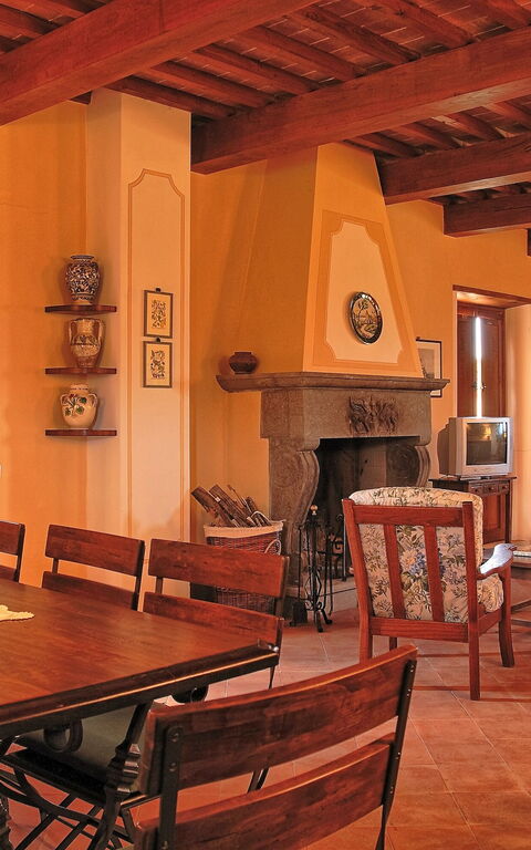 Villa Sant' Angelo: Esszimmer, Wohnzimmer