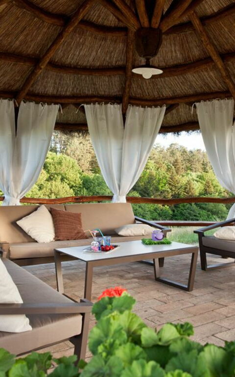 Villa Sant' Angelo: Draussen