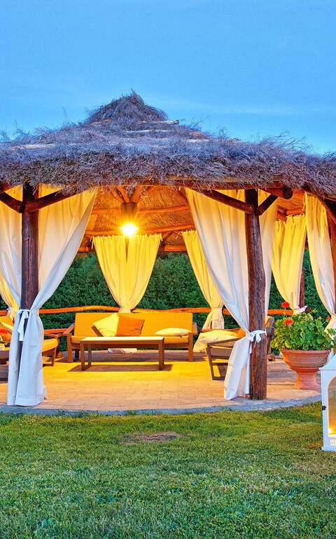 Villa Sant' Angelo: Draussen, Garten