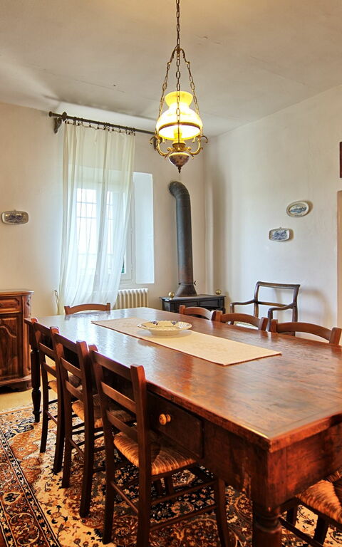 Villa Buonaparte: Esszimmer, Wohnzimmer