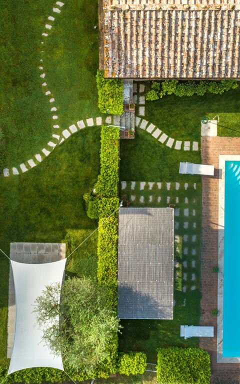 Villa Gerlino: Ansichten, Schwimmbad